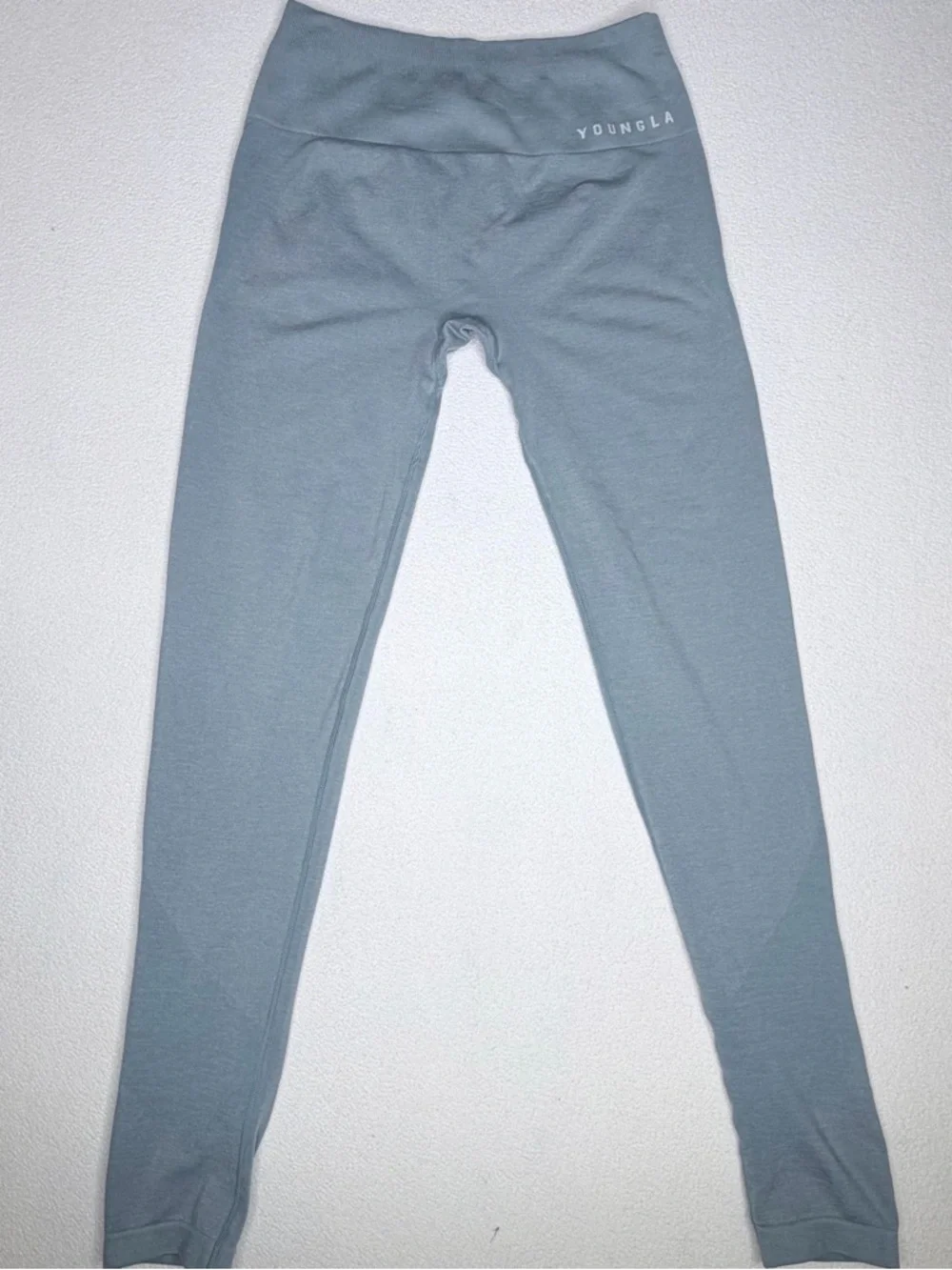 YoungLA Legacy Seamless Scrunch Leggings•YLAW1062• Dusty Blue - Picture 4 of 16